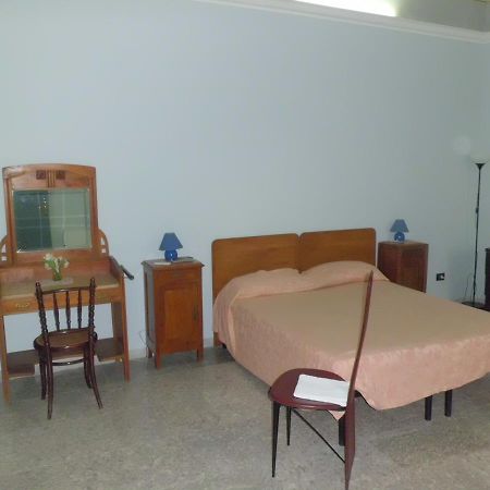B&B Cavour Torremaggiore ภายนอก รูปภาพ