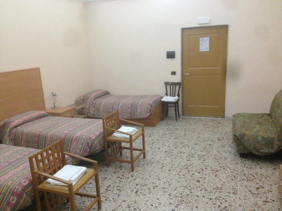 B&B Cavour Torremaggiore ภายนอก รูปภาพ