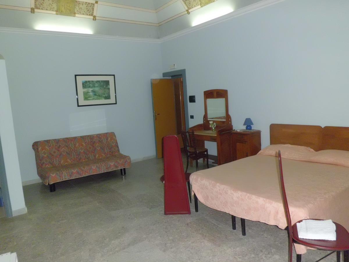 B&B Cavour Torremaggiore ภายนอก รูปภาพ